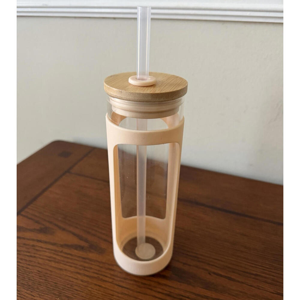 Haelo Glass Tumbler Tan Silicone Bamboo Straw  20 oz